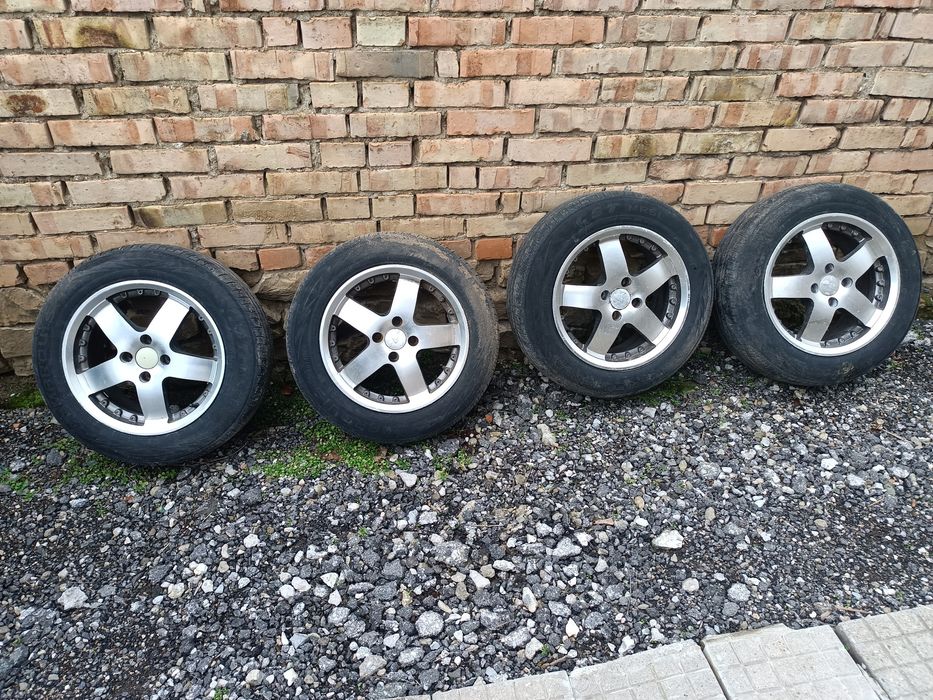 Продавам Джанти с гуми