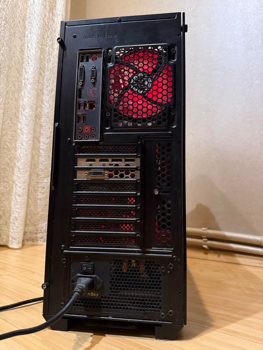 PC Gaming / Office – i5-8400, RX 580, 16GB RAM, SSD 256GB,HDD 3 TB