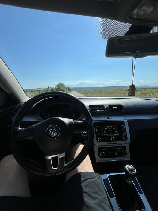 VOLKSWAGEN Passat 2010 — imagine 5