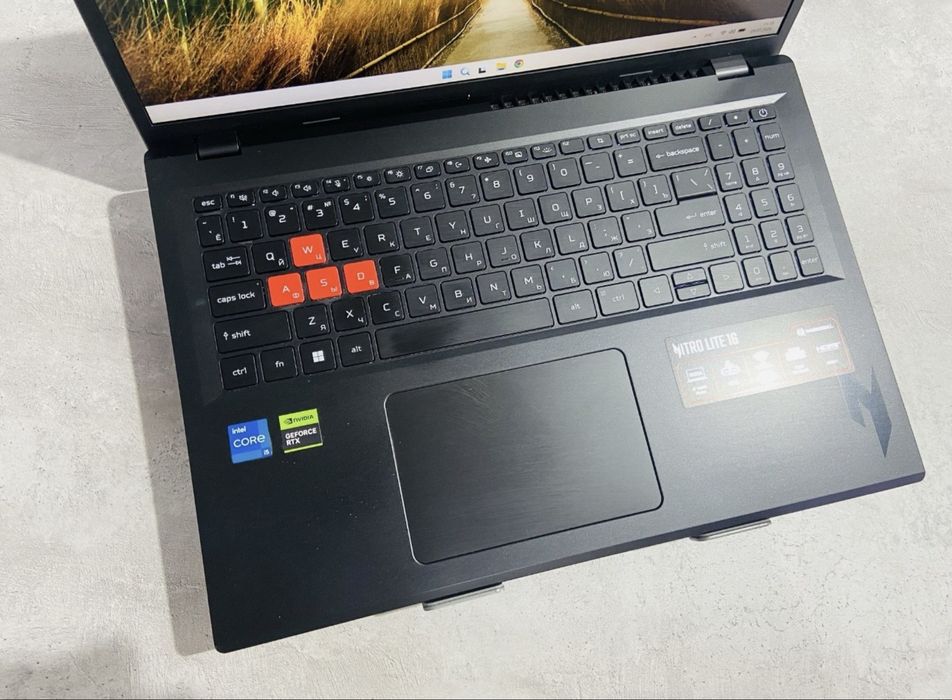 Игровой ноутбук Acer nitro lite 16