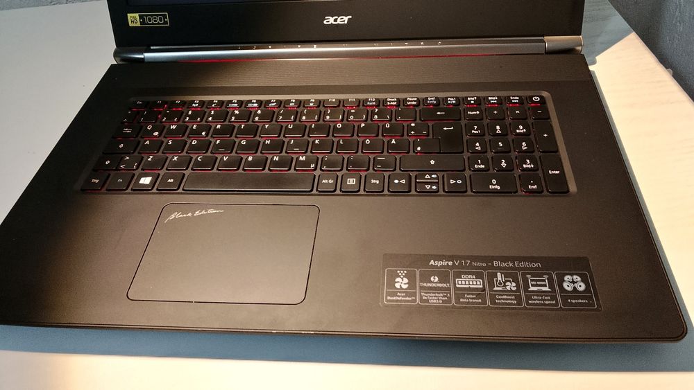 Геймърски 17" Acer Aspire V Nitro