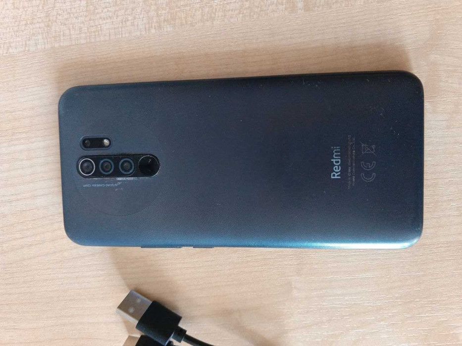 Xiaomi Redmi 9 3/32 гб 13 мп