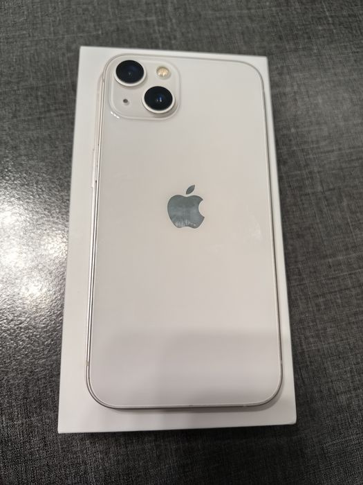 Продам IPhone 13, 128 Gb, белый