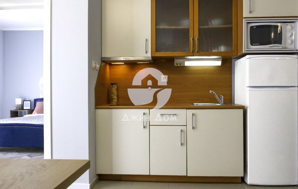 Продава се Двустаен апартамент в к.к. Слънчев бряг - 67 кв.м за 1105 €/кв.м - Снимка #3