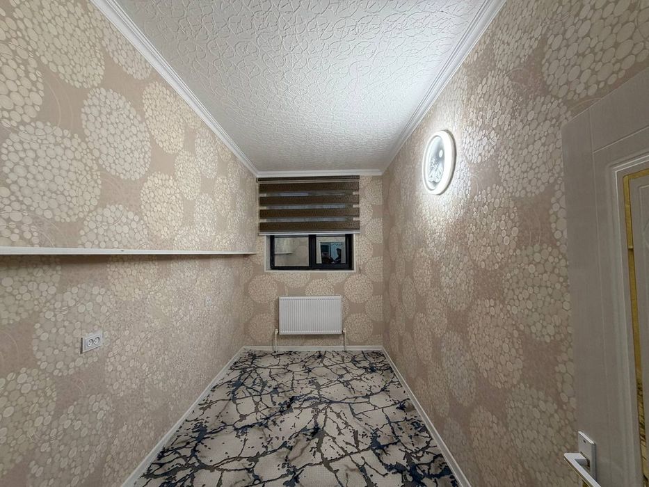 sokilni etaj 3 xonalik yevro remont boʻlgan . hamma sharoyit bor ..