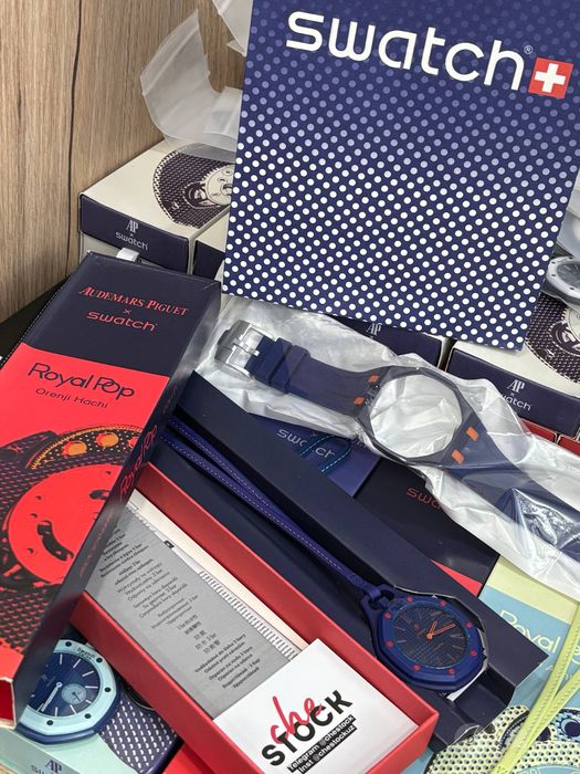 AP x Swatch Royal Pop