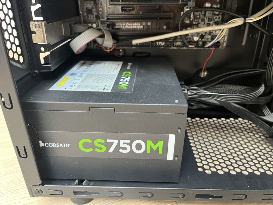 Компютър i7-6700K 32GB RAM RTX 2070 Super