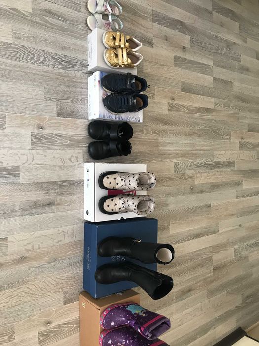 Обувь детская на девочку