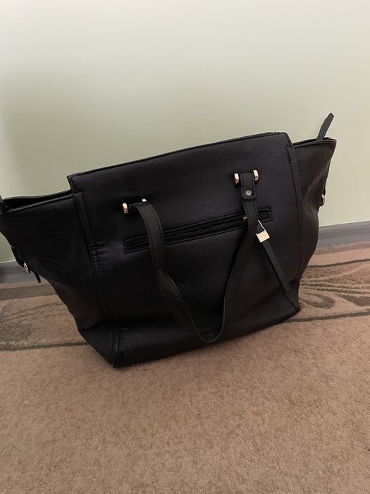 Дамска чанта от естествена кожа