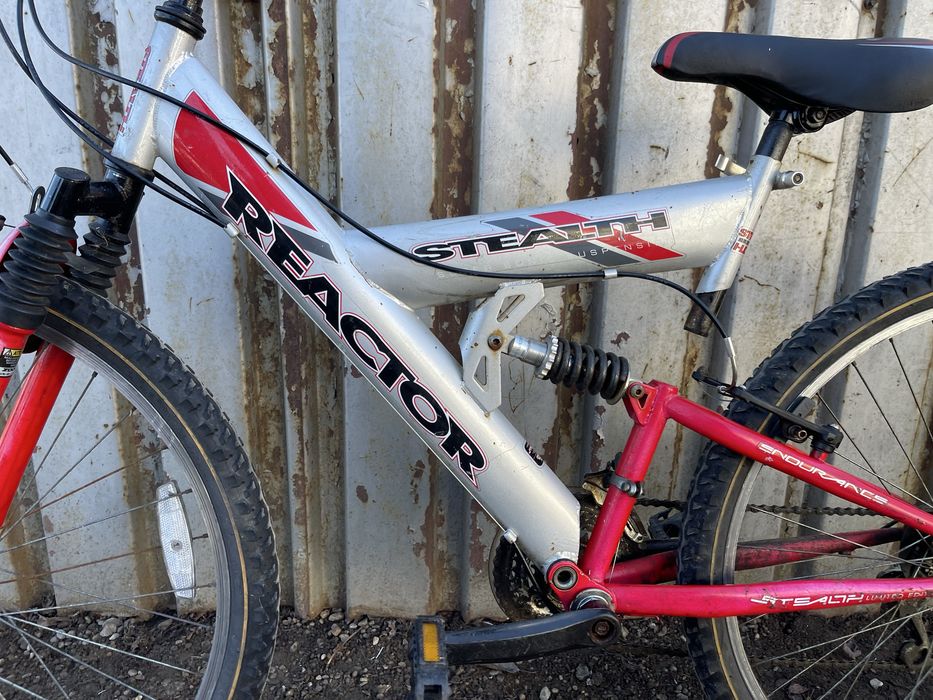 Bicicleta reactor cu suspensii roti 26”
