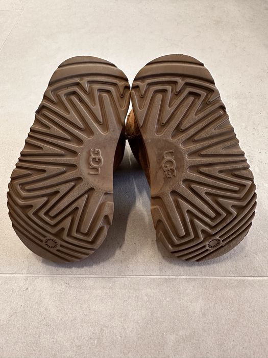 Cizme UGG marimea 25