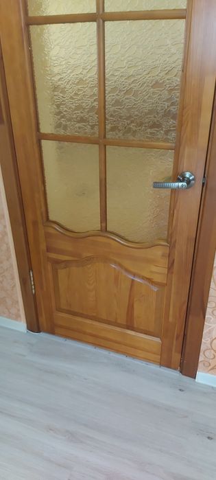 Продам двери межкомнатные