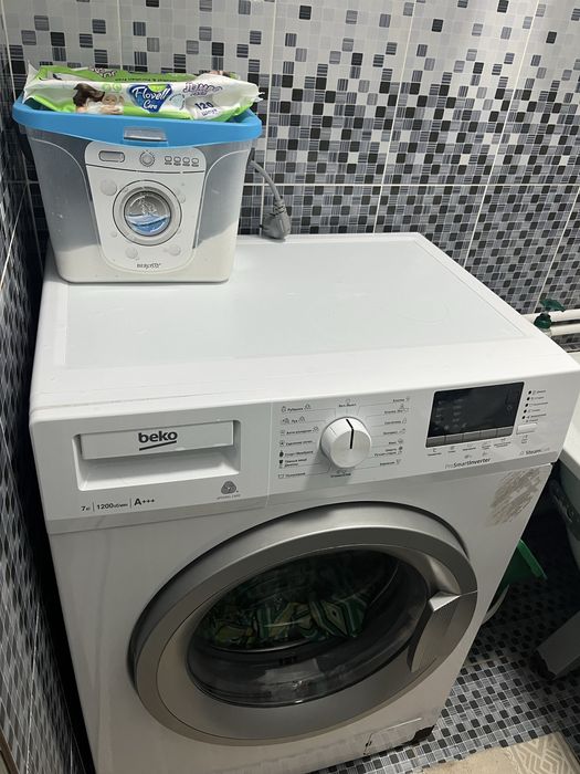 Продам стиральную машину