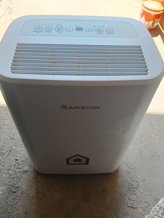 Umidificator Ariston