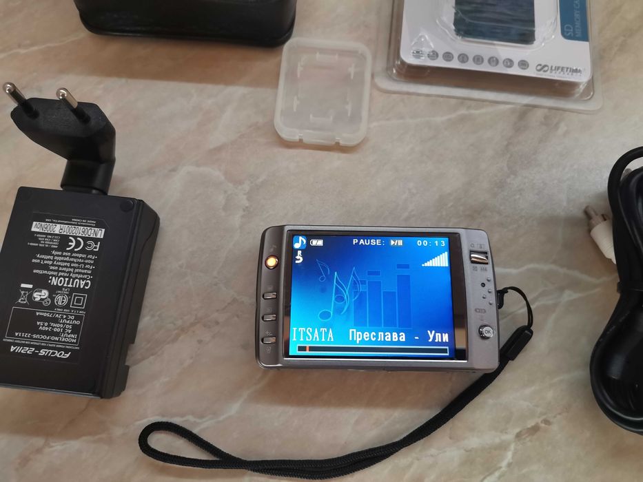 Фотоапарат Praktica luxmedia 7203 без батерия