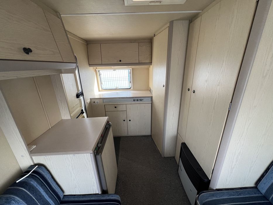 Rulotă Avento TL 395 Exclusief # 830 KG # 05/1998 # 3 Persoane #