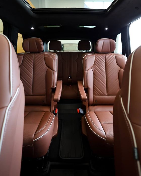 Cadillac Vistiq Platinum EV 2027