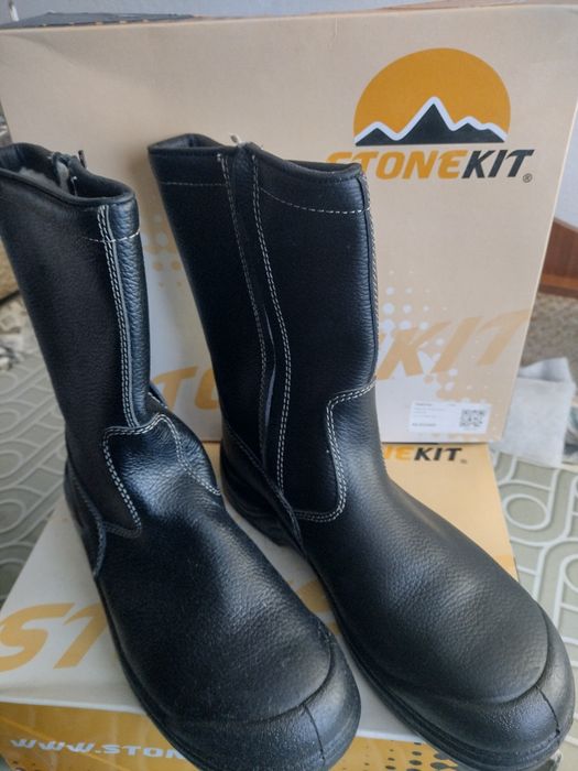 Cizme din piele pentru bărbați, îmblănite, cu protecție de metal