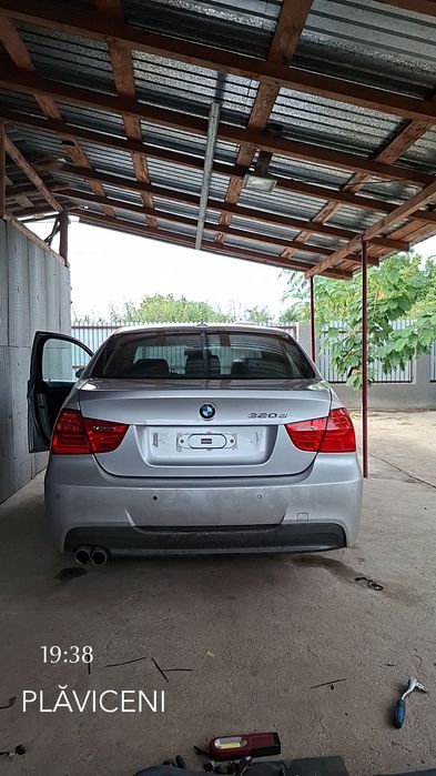 Vând BMW seria 3 e90 2.0d 163 cp