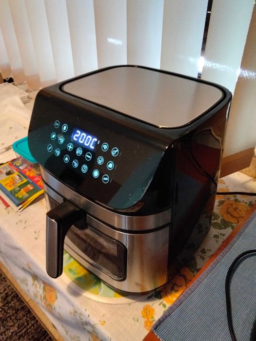 Friteuza Aer Cald (Airfryer) + Hartie de copt AirFryer 24 cm, 50 buc