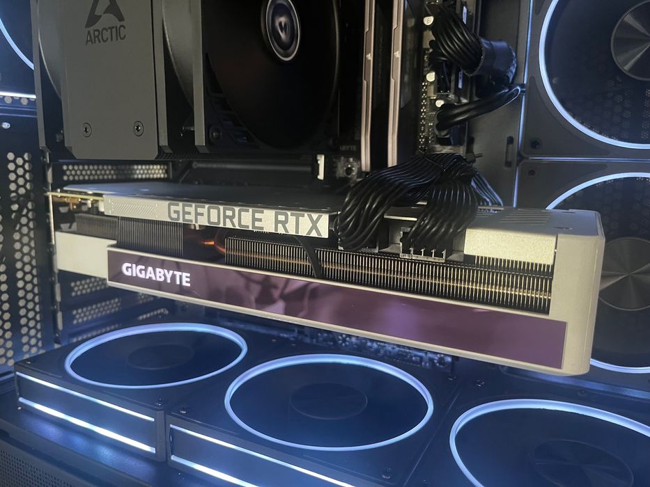 Placa Video NVIDIA RTX 3070 Ti Gigabyte Vision OC 8GB GDDR6X
