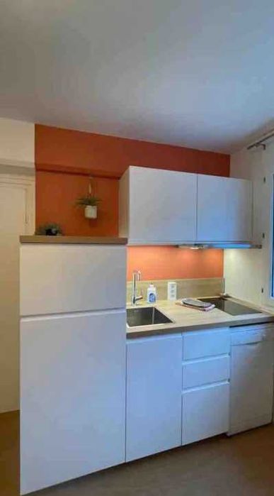 Дава се под наем Двустаен апартамент в Пловдив, Южен - 56 кв.м за 255 € - Снимка #3