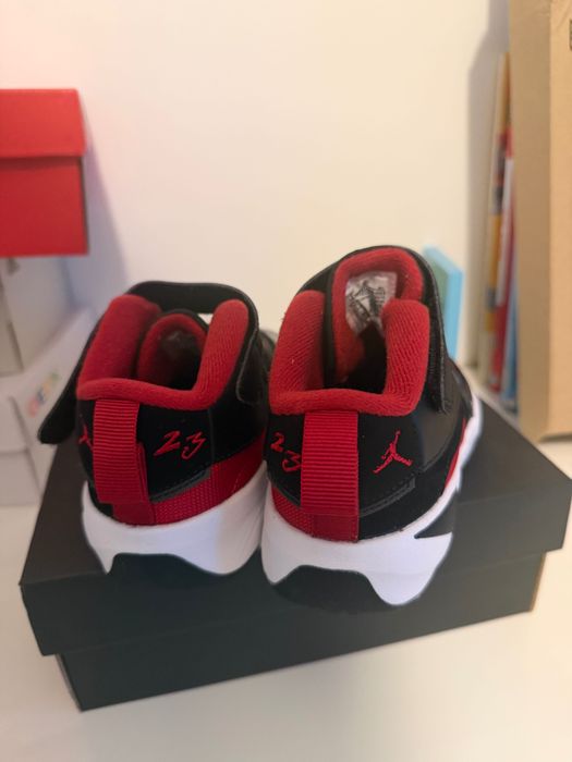Jordan Max Aura 7 размер 28 EU