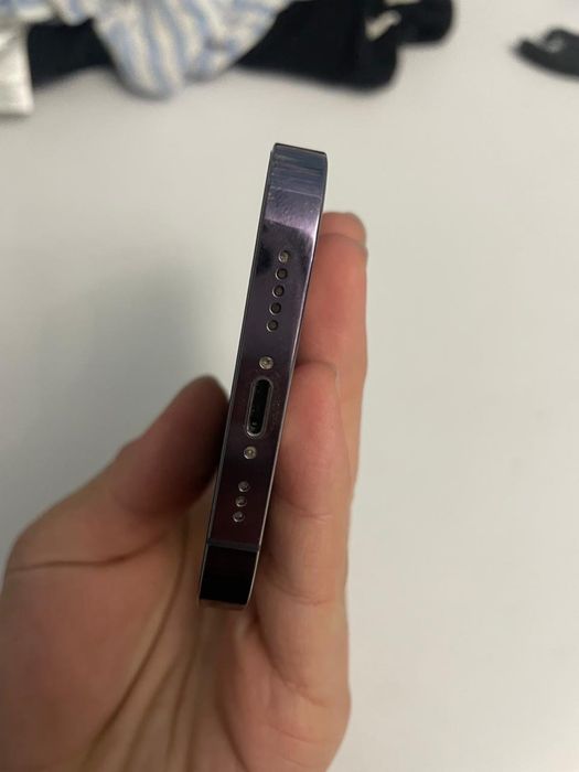 Iphone 14 pro в баклажановом цвете