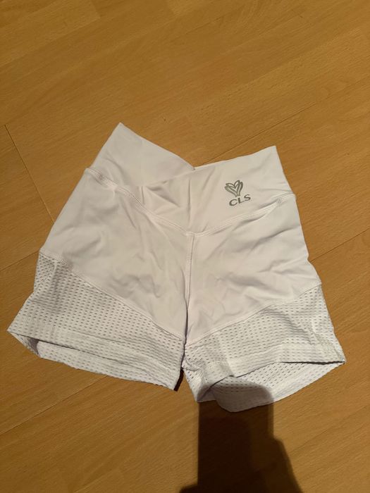pantaloni scurți sport - push up CLS