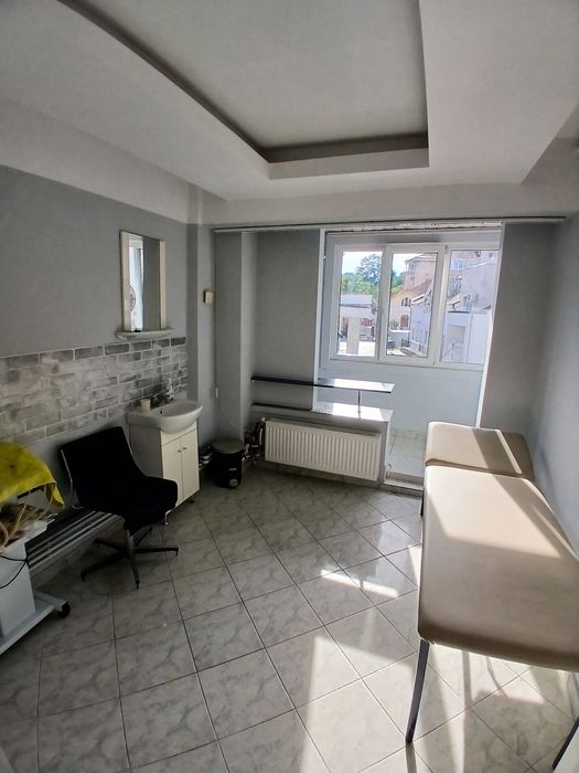 Inchiriez Spatiu Comercial in Centru ,20 mp