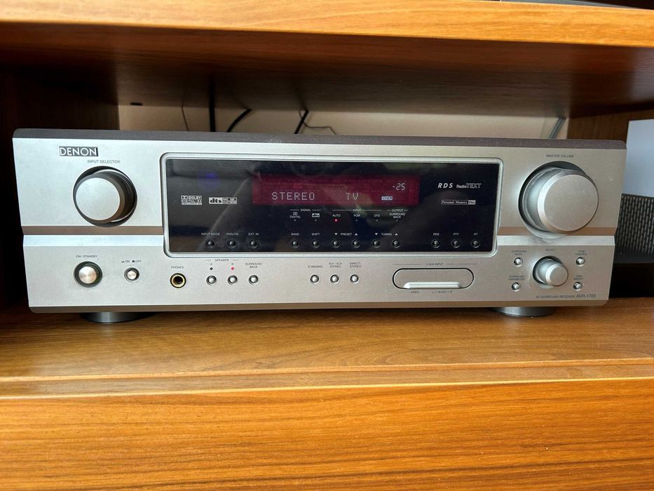 Аудио-видео рисийвър AVR Denon 1705 в отлично състояние