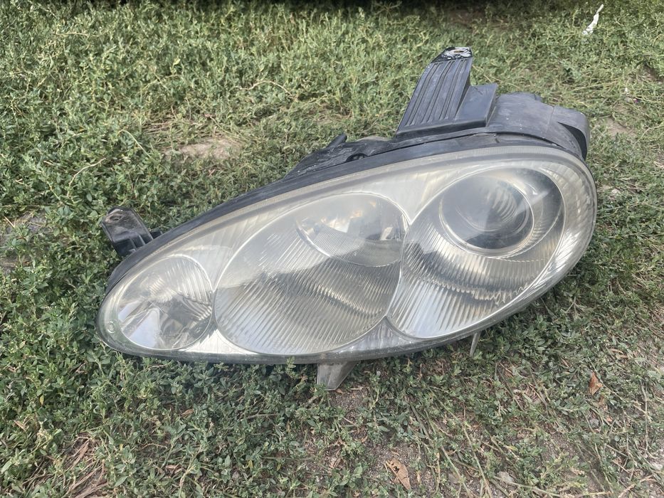 Vând far stranga mazda miata - nbfl