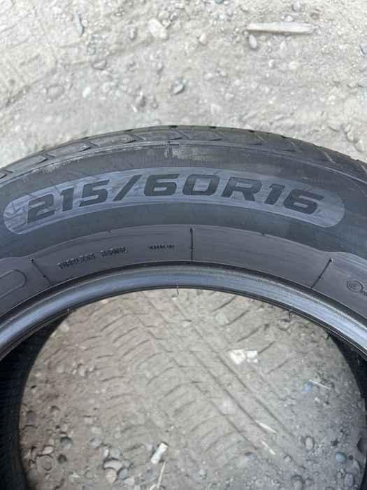 Продам резину пара 215/60/16