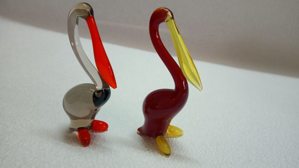 Продаются фигурки цветное стекло