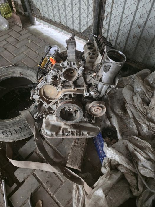 Мотор по запчастям