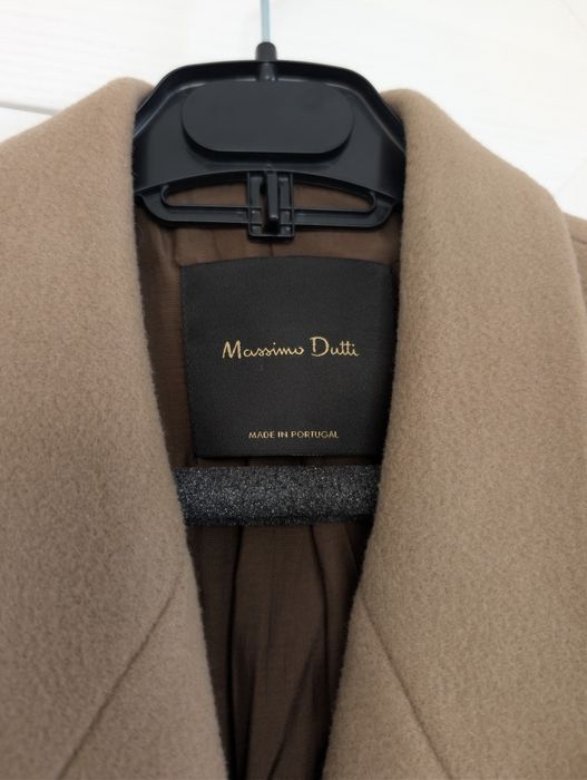 Пальто Massimo dutti 30000