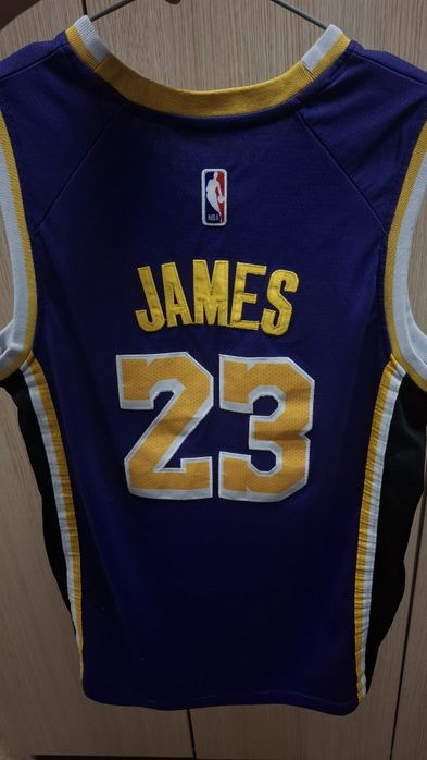 Джерси(Майка) баскетбольная, от команды Lakers, игрока Леброн Джеймса