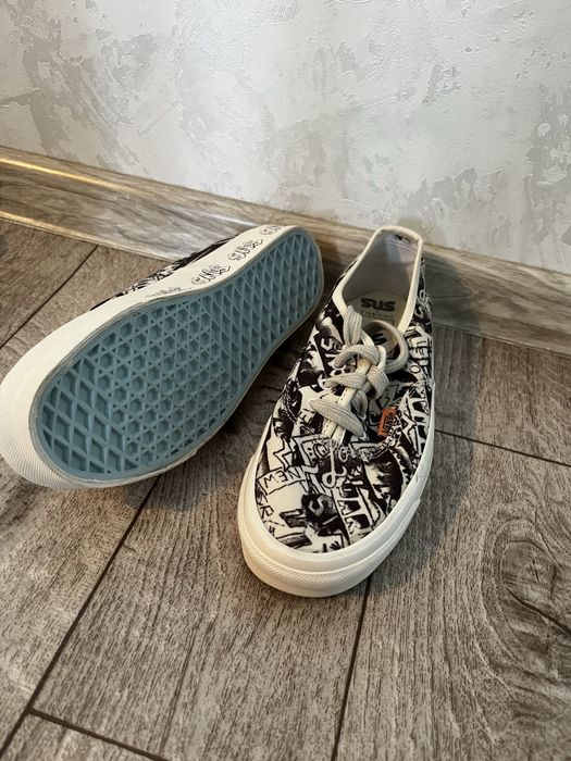 Продам кеды новые