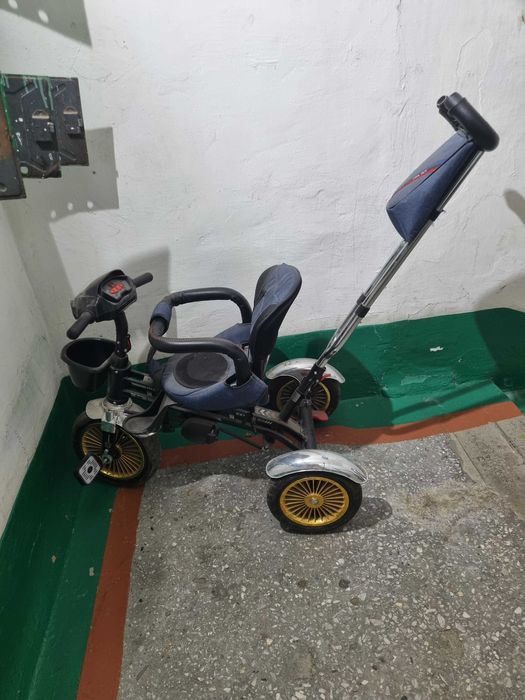 Продам санки и велосипед