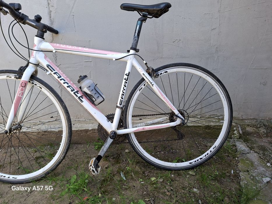 Vand biciclete semi cursiere