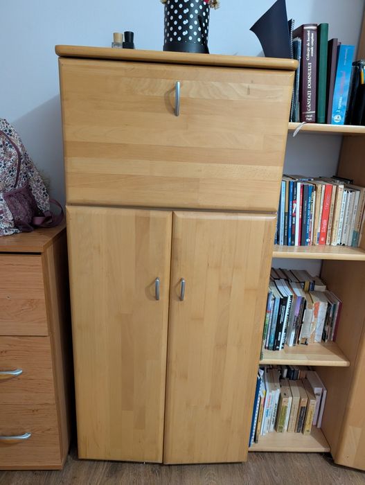 Dulap haine cu 2 usi