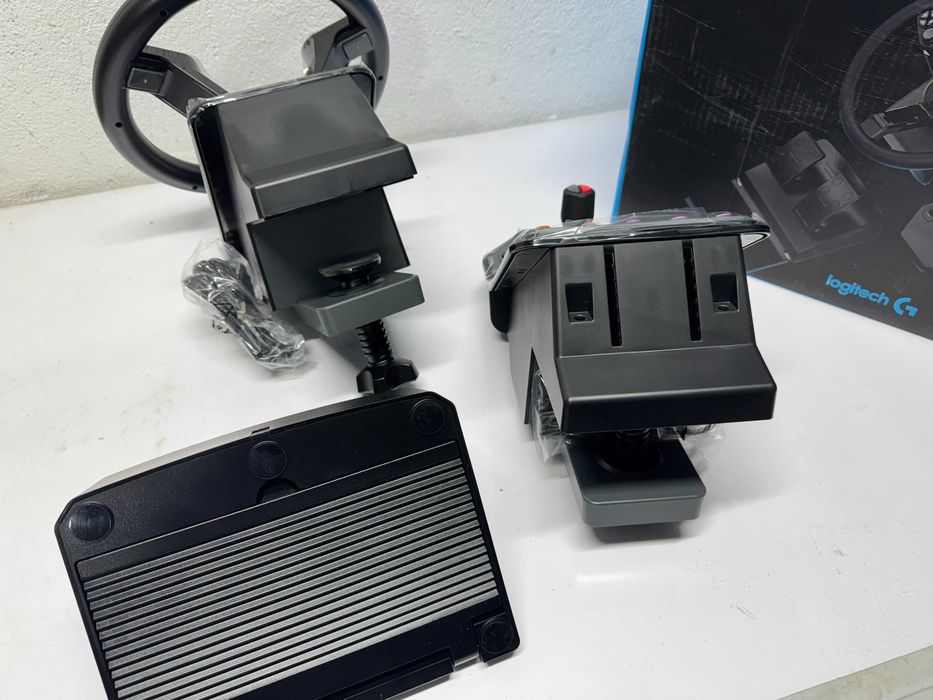 Гейминг комплектът Logitech G Heavy Equipment Bundle