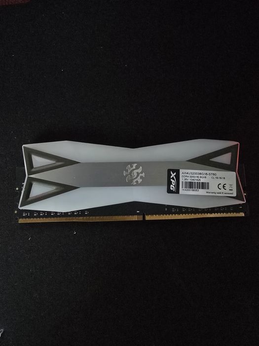 Memorie 8GB ADATA DDR4 XPG Spectrix 3200Mhz CL 16