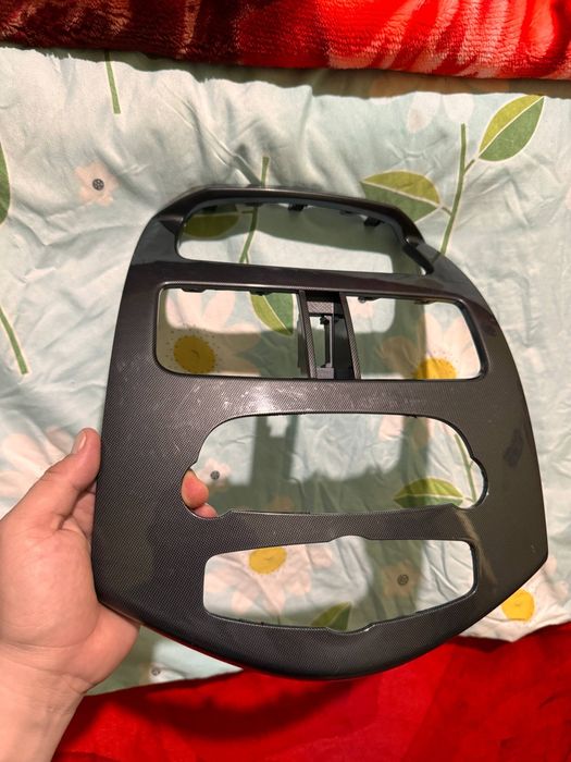 Spark magnitafon ramkasi