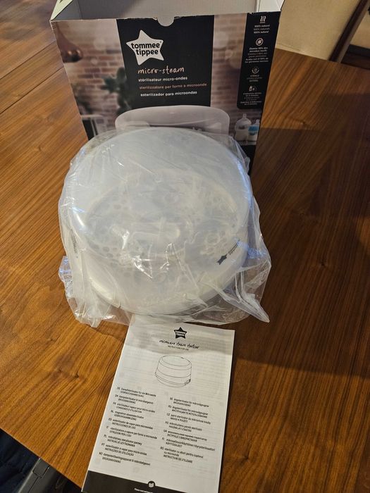 Стерилизатор за микровълнова печка Tommee Tippee
