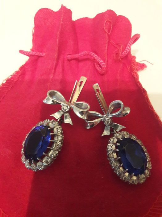 продам серьги . брил