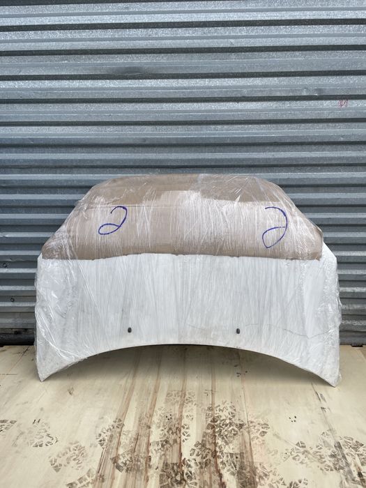 Капот Toyota Ipsum 2AZ-FE