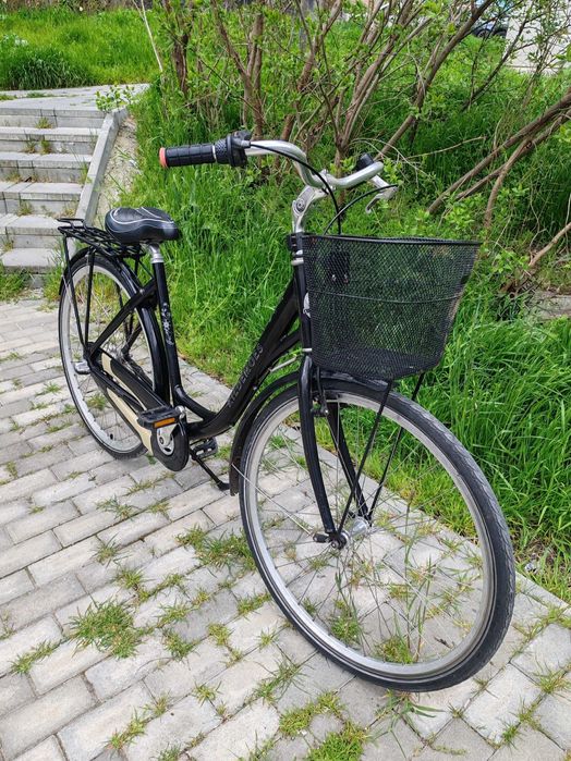 Дамски велосипед с 28-цолови колела