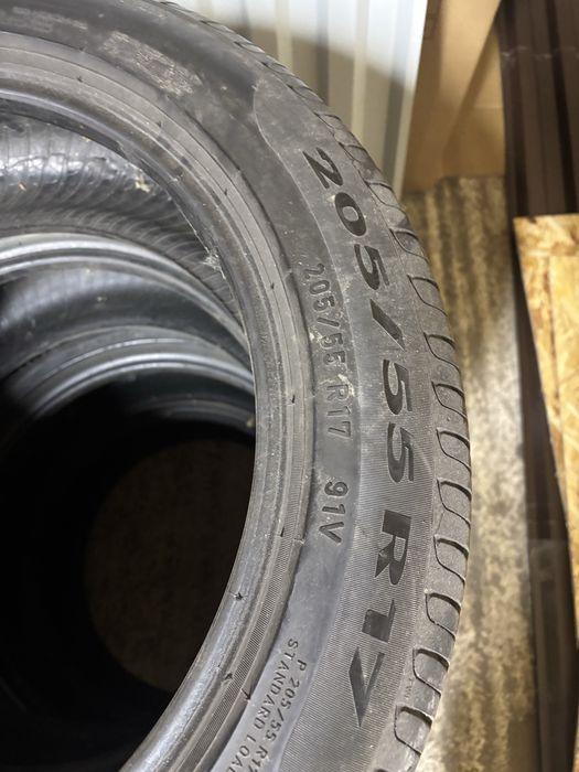 Продам резину 205 /55 /17