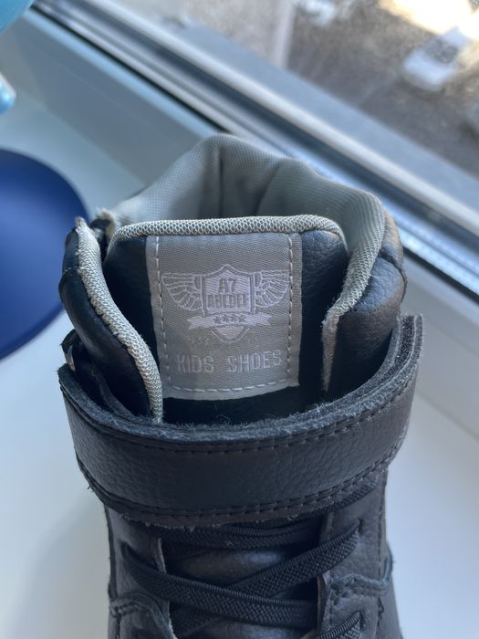 Продаю ботинки в отличном состоянии!